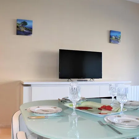 2p En Bord De Mer, 4 Couchages, Marina, Proche Gare Et Centre, Parking Velos Et Scooters - Fr-1-252a-9 דירה וילנב-לובה
