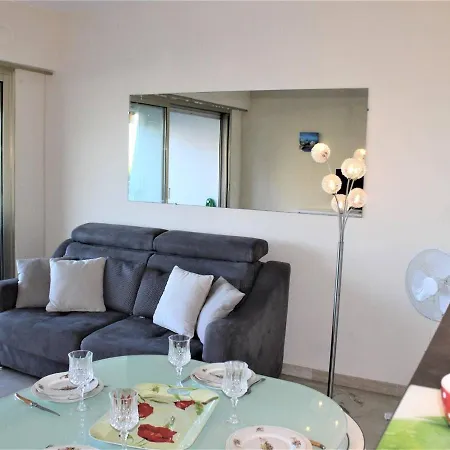 2p En Bord De Mer, 4 Couchages, Marina, Proche Gare Et Centre, Parking Velos Et Scooters - Fr-1-252a-9 Apartment Villeneuve-Loubet